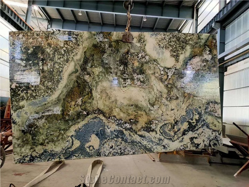 Shangri-La Granite with Multicolor Slab Tiles