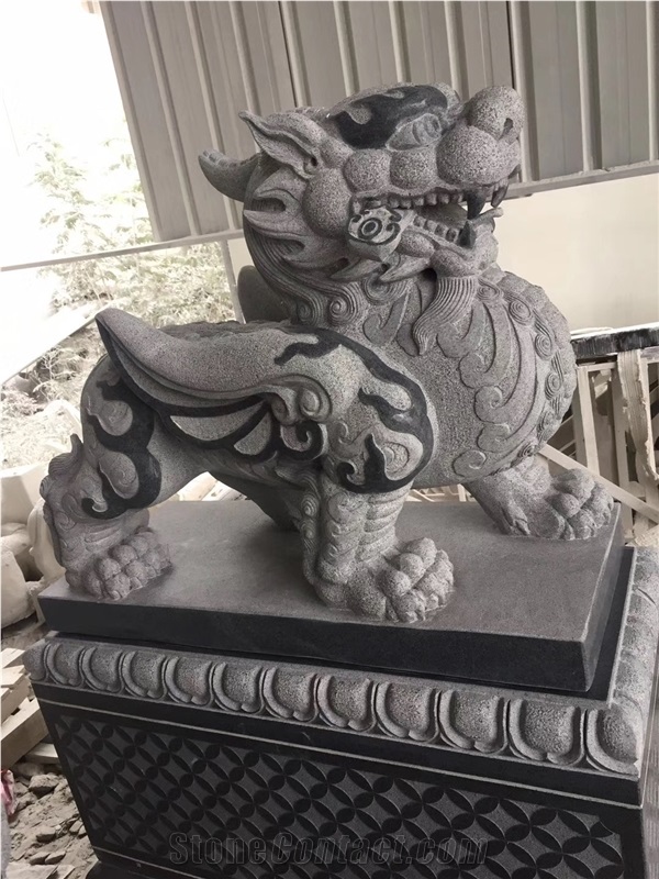 Black Stone Pi Xiu Garden Outdoor Granite Statue