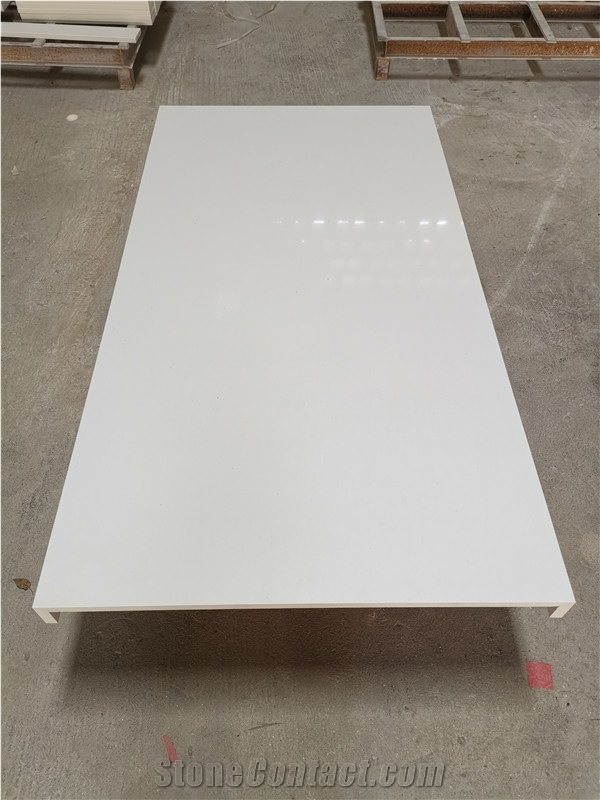 Calacatta White Quartz Stone Bathroom Counter Top