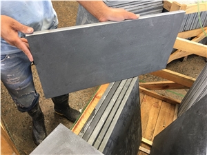 Black Graphite Mustang Slate Tiles