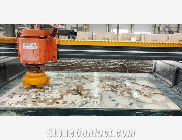 Lightweight Stone Honeycomb Panels with Pandora