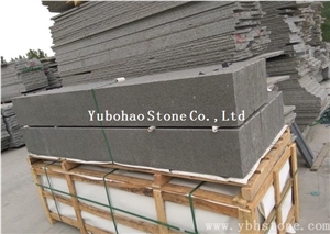 G684 Black Basalt/Flamed Black Basalt Kerbstone