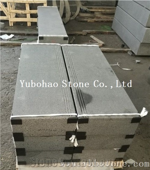 G684 Black Basalt/Flamed Black Basalt Kerbstone