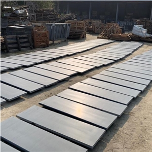 Natural Light Grey Andesite Basalt Floor Tile