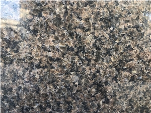 Polished Saudi Gold Diamond Granite Slabs