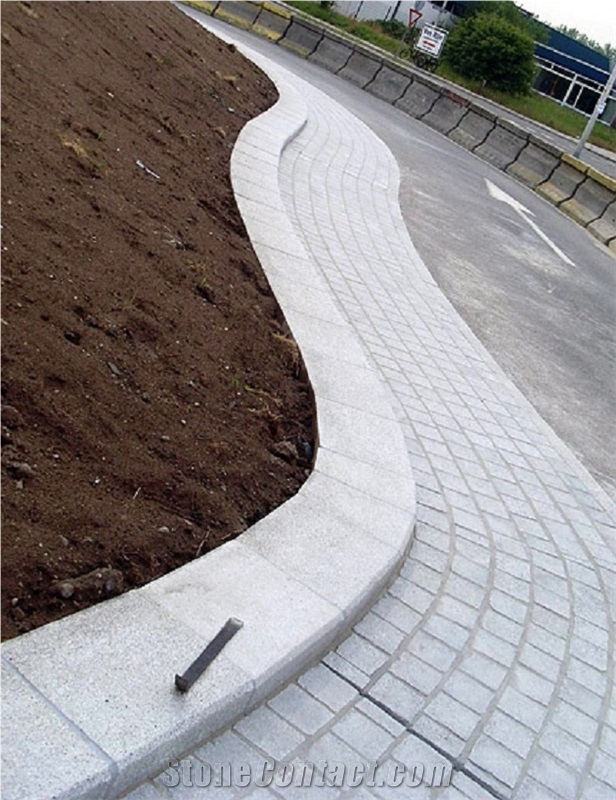 Tiger Skin Yellow Granite Kerbstone 100x20x15