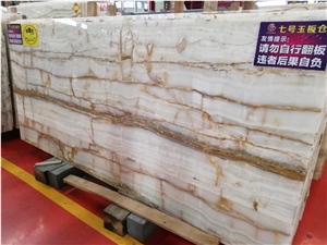 White Jade Onyx with Straight Golden Line