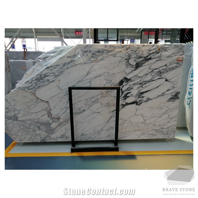Arabescato Marble Reception Countertops