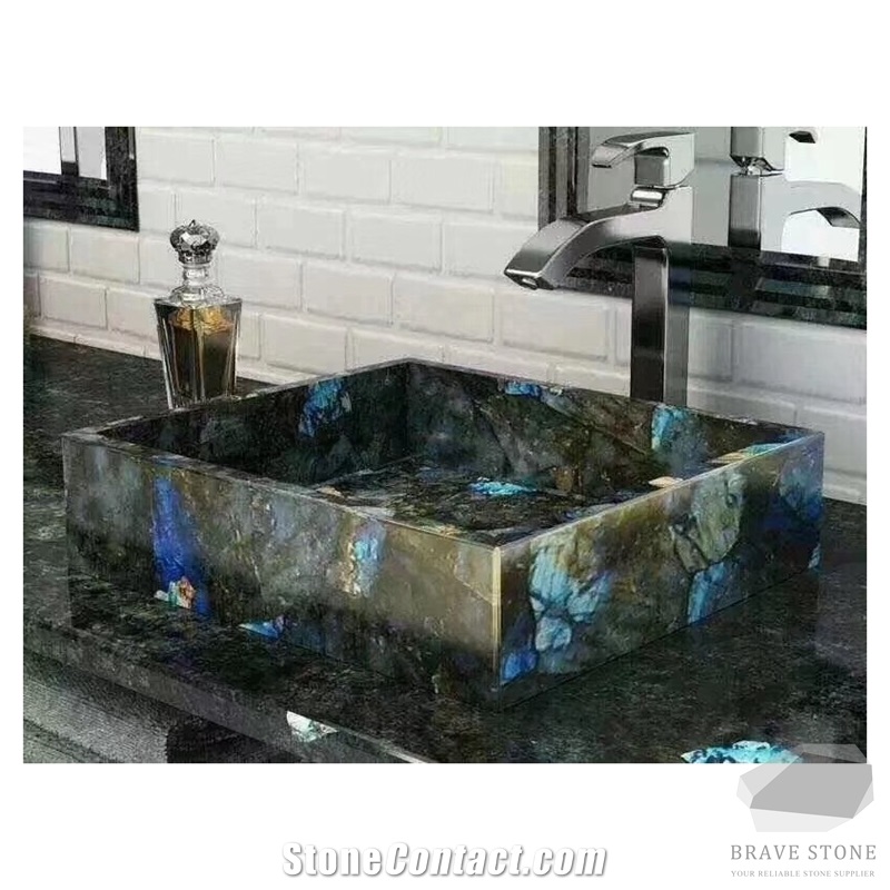 Blue Emerald Granite Kitchen Countertops