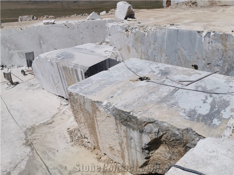 Karaman Cascatta Grey Marble Blocks