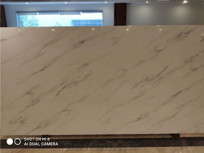 New Calacatta/ Carrara Quartz Stone