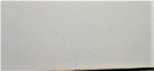 Off-White Calacatta Quartz Stone Slab