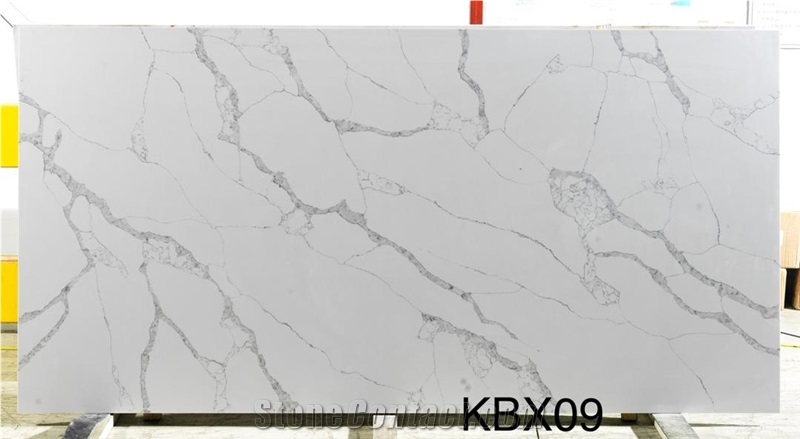 Off-White Calacatta Quartz Stone Slab