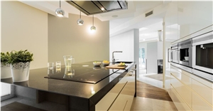 Super Black Light Quartz Stone Countertop