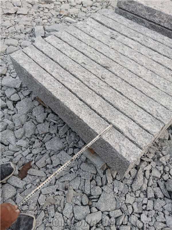G341 Gray Curbs