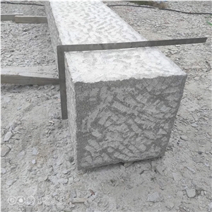 G515 Anbo Grey Granite Palisade Stellen Column