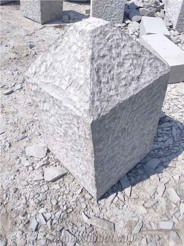 G515 Anbo Grey Granite Palisade Stellen Column