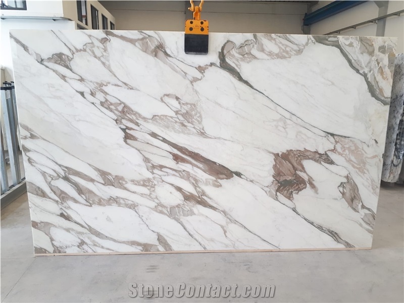 Calacatta Luxury Marble Slabs