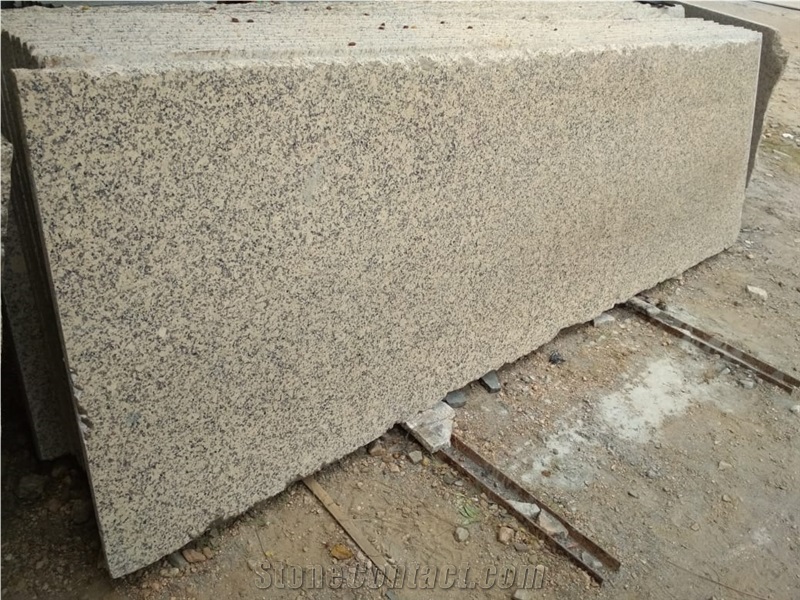 Crystal Yellow Granite Slabs, India Yellow Granite