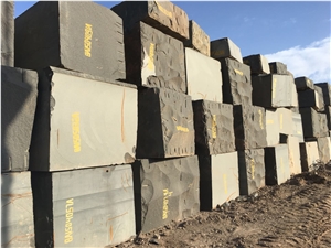 China Pure Black Granite Big Blocks for Project
