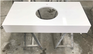 China Customized Bright White Quartz Vanity Tops