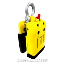 Double Handed Carry Clamps
