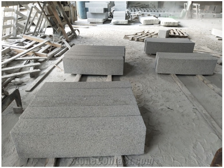 G623 Chinese Grey Granite Bush Hammered Curbstone
