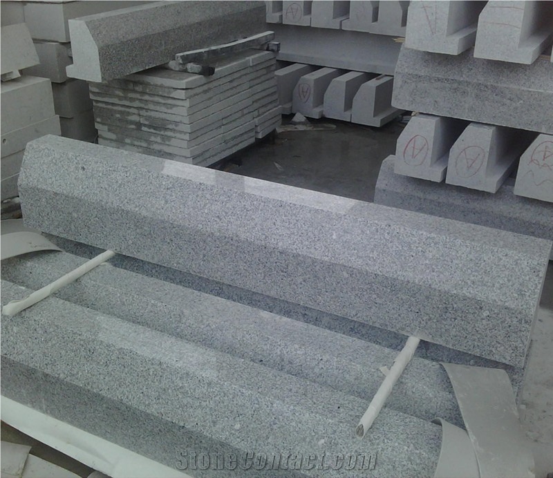 Padang White Gray Sardo Granite 603 Kerbstones