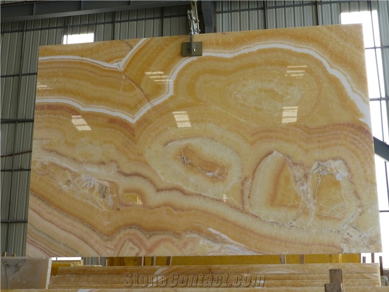 Honey Onyx Slab Back-Lit Onyx Countertop