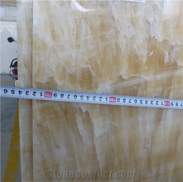 Honey Onyx Slab Back-Lit Onyx Countertop