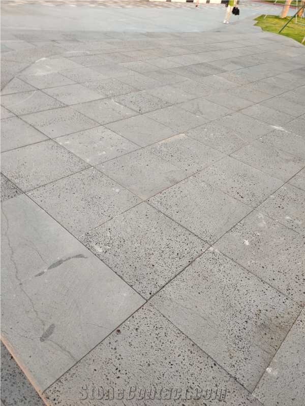 Black Lava Stone Walkway Paver