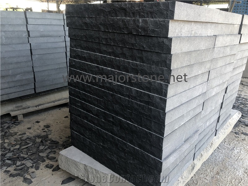 Black Basalt/Split/Natural Finish/Strip/Lines