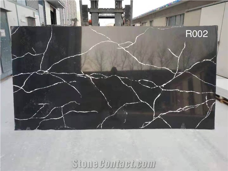 Black Kitchen Artificail Quartz Tiles