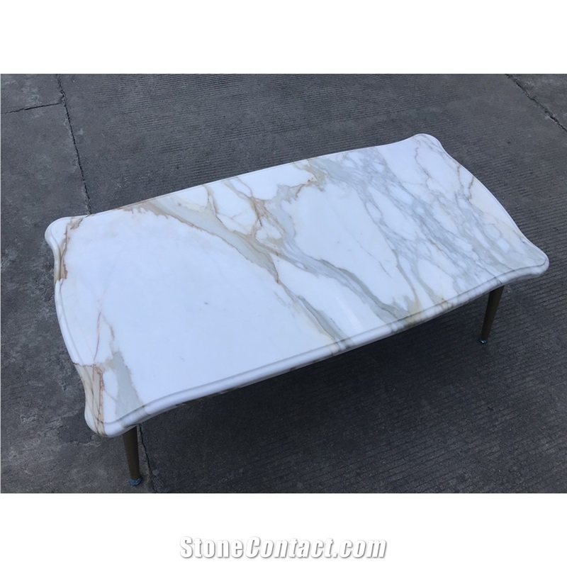 Calacatta Gold Table