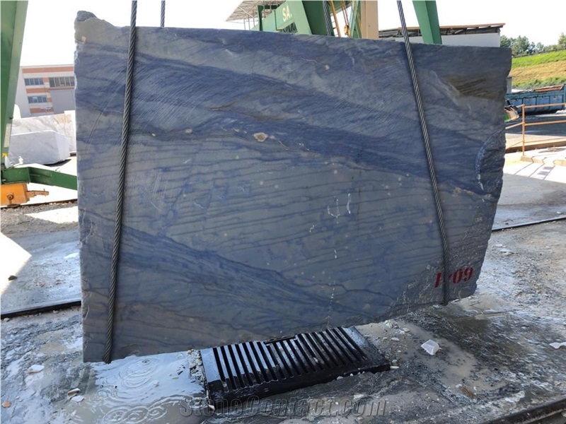 Azul Macaubas Quartzite Slabs
