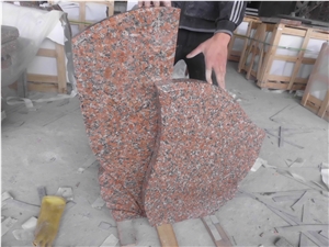 China Maple Leaf Red Granite Popular Tombstone China Maple Leaf Red Granite Popular Tombstone