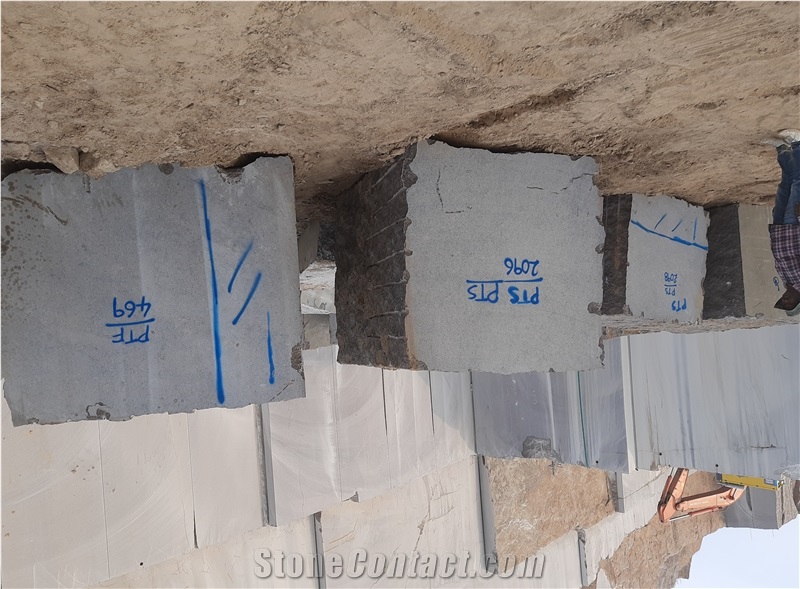 Tan Brown Granite Blocks & Slabs