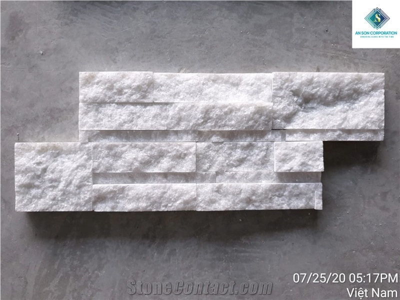 Black+ White+ Yellow Z Tyle Wall Panel