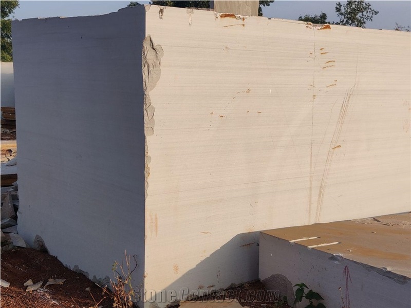 Roman Grey / Straight Vein / Liner Quartzite Blocks