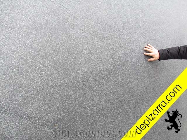 Natural Sandblasted Negro Bierzo Slate Slabs