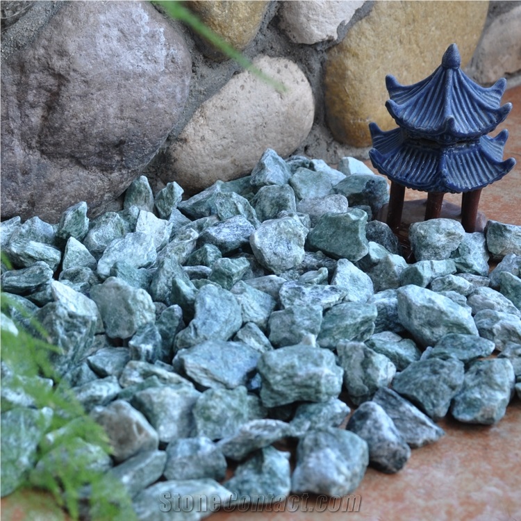 Natural Good Quality Gs-006 Green Gravel Stone