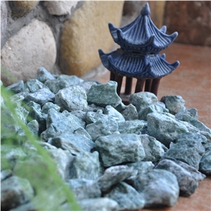 Natural Good Quality Gs-006 Green Gravel Stone