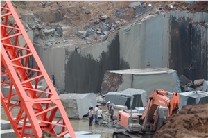 Mp Black Granite, Dolerite Black Granite Block
