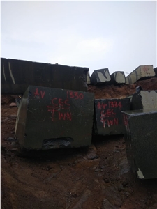 Mp Black Granite, Dolerite Black Granite Block