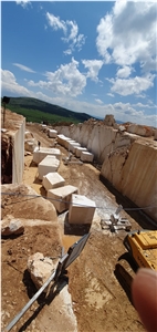 Crema Marfil Beige Marble Block, Turkey Beige Marble