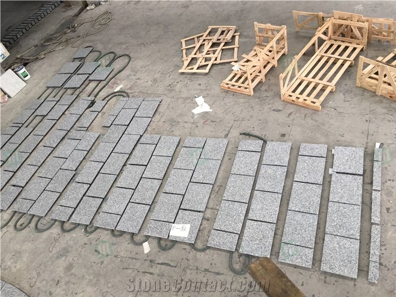 Caledonia Brown Granite Tiles for Floor & Wall