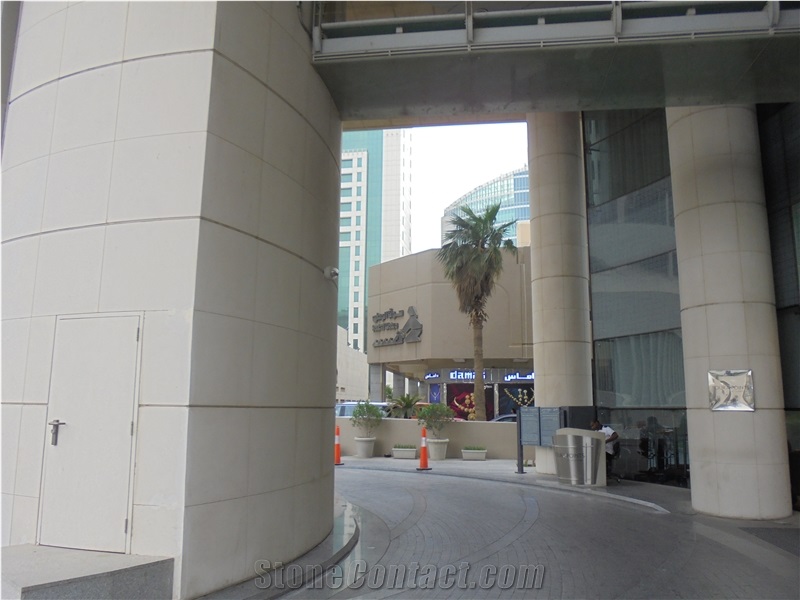 Branco Do Mar Limestone Slabs & Tiles