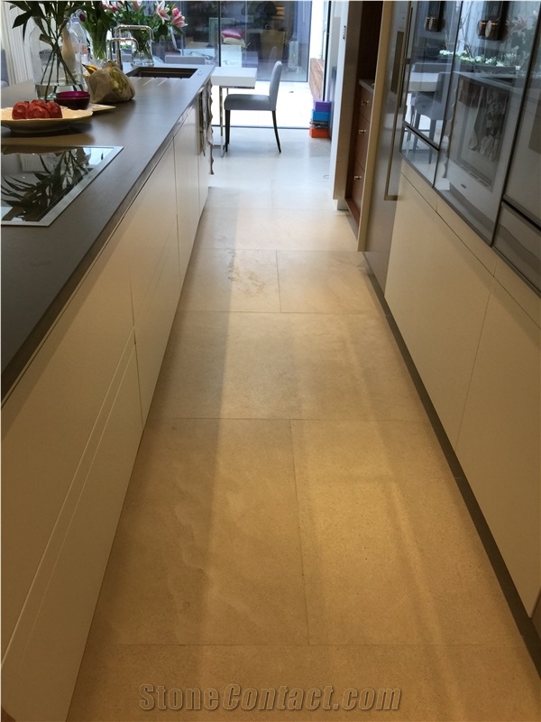 Creme Camel Limestone Slabs & Tiles