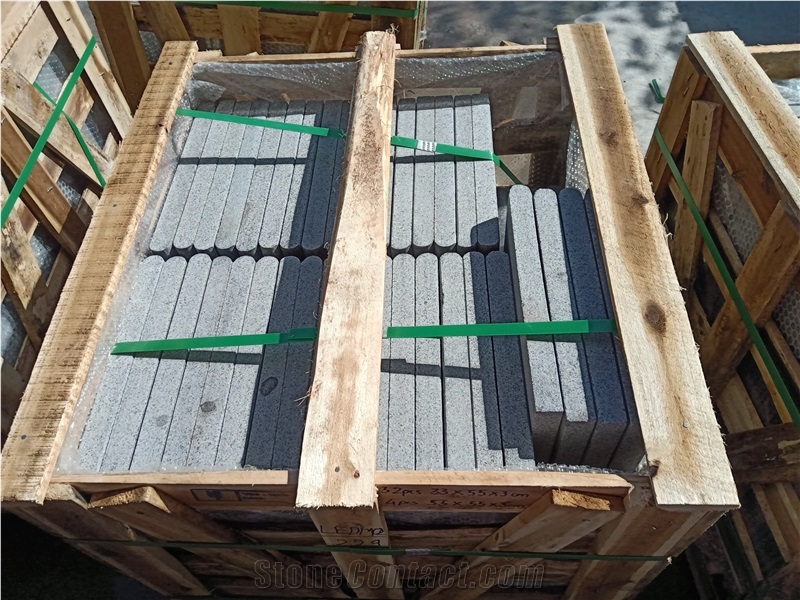 Dark Grey Granite G654 Bullnosed Pool Coping, Pool Pavers