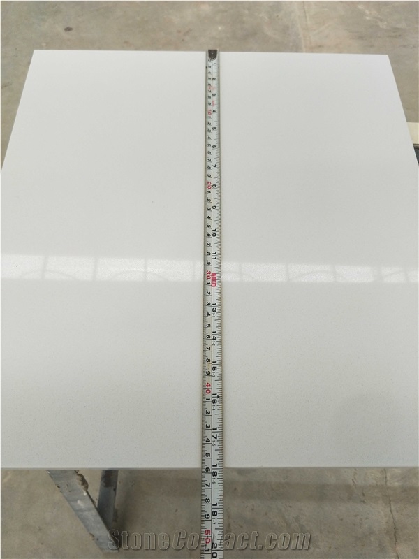 Pure Vivid White Quartz Table Top Hotel Countertop